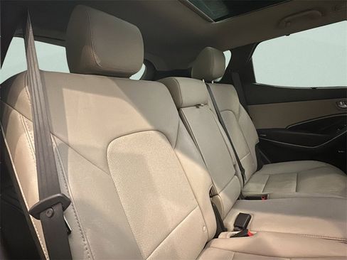 Used 2017 Hyundai Santa Fe Sport image 12
