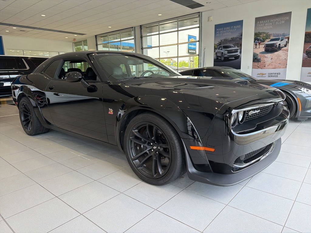 Used 2023 Dodge Challenger R/T Scat Pack RWD image 2