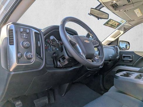Used 2018 Chevrolet Silverado 1500 LT w/ Texas Edition image 9