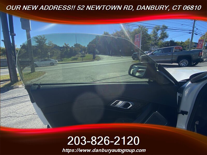 Used 2020 BMW Z4 M40i w/ Executive Package RWD image 15