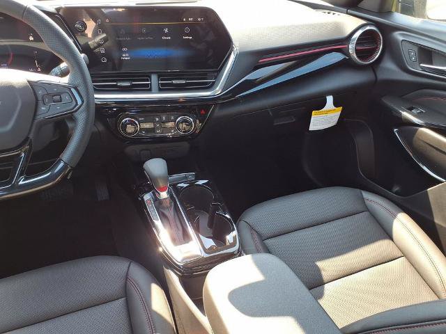 New 2026 Chevrolet Trax RS w/ Sunroof Package FWD image 23