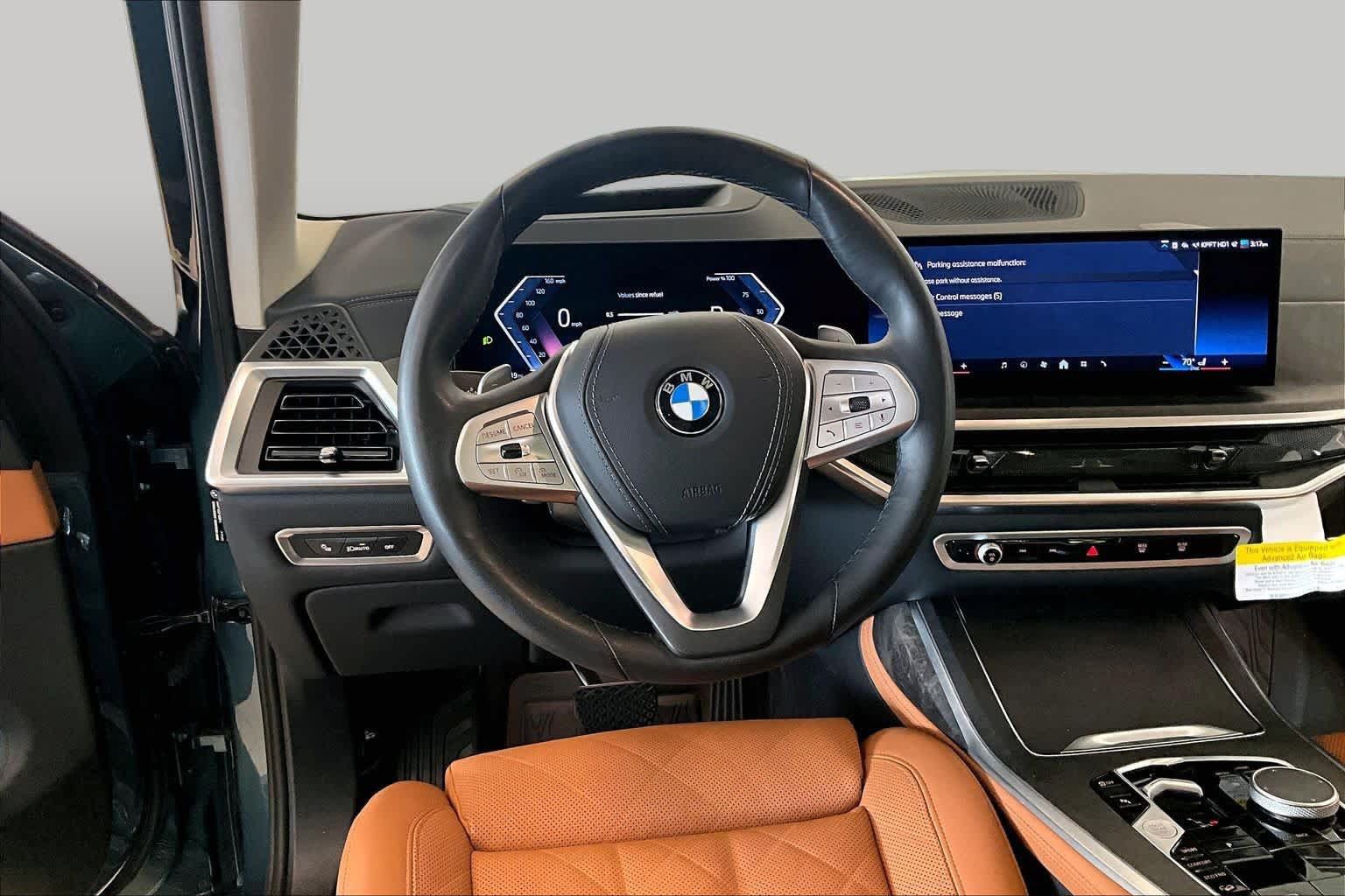 Used 2025 BMW X7 xDrive40i AWD/4WD image 16