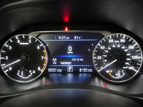 Used 2024 Nissan Altima 2.5 SR FWD image 14