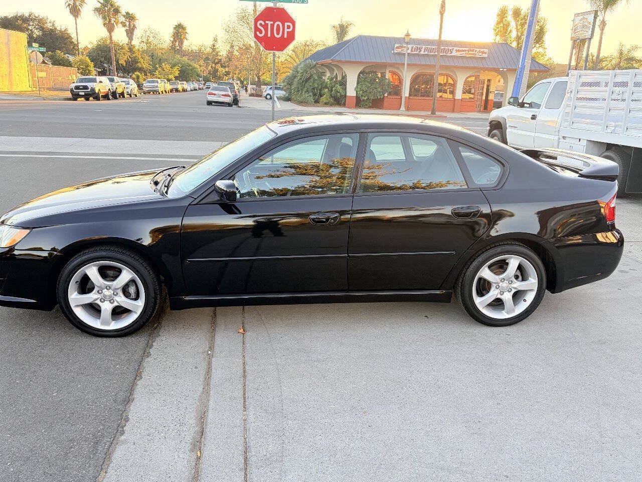 Used 2009 Subaru Legacy 2.5i Special Edition AWD/4WD image 4
