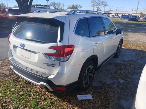 Certified 2022 Subaru Forester Touring image 7