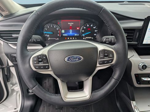 Used 2023 Ford Explorer XLT w/ Equipment Group 202A image 22
