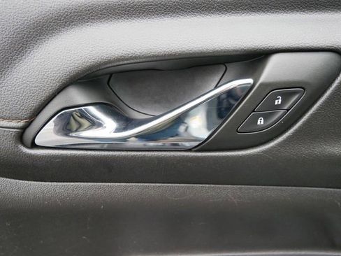 Used 2023 GMC Acadia AT4 image 16