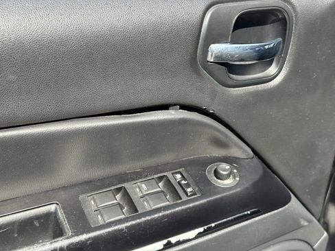 Used 2011 Jeep Patriot Latitude image 30