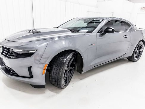 Used 2021 Chevrolet Camaro LT RWD image 3