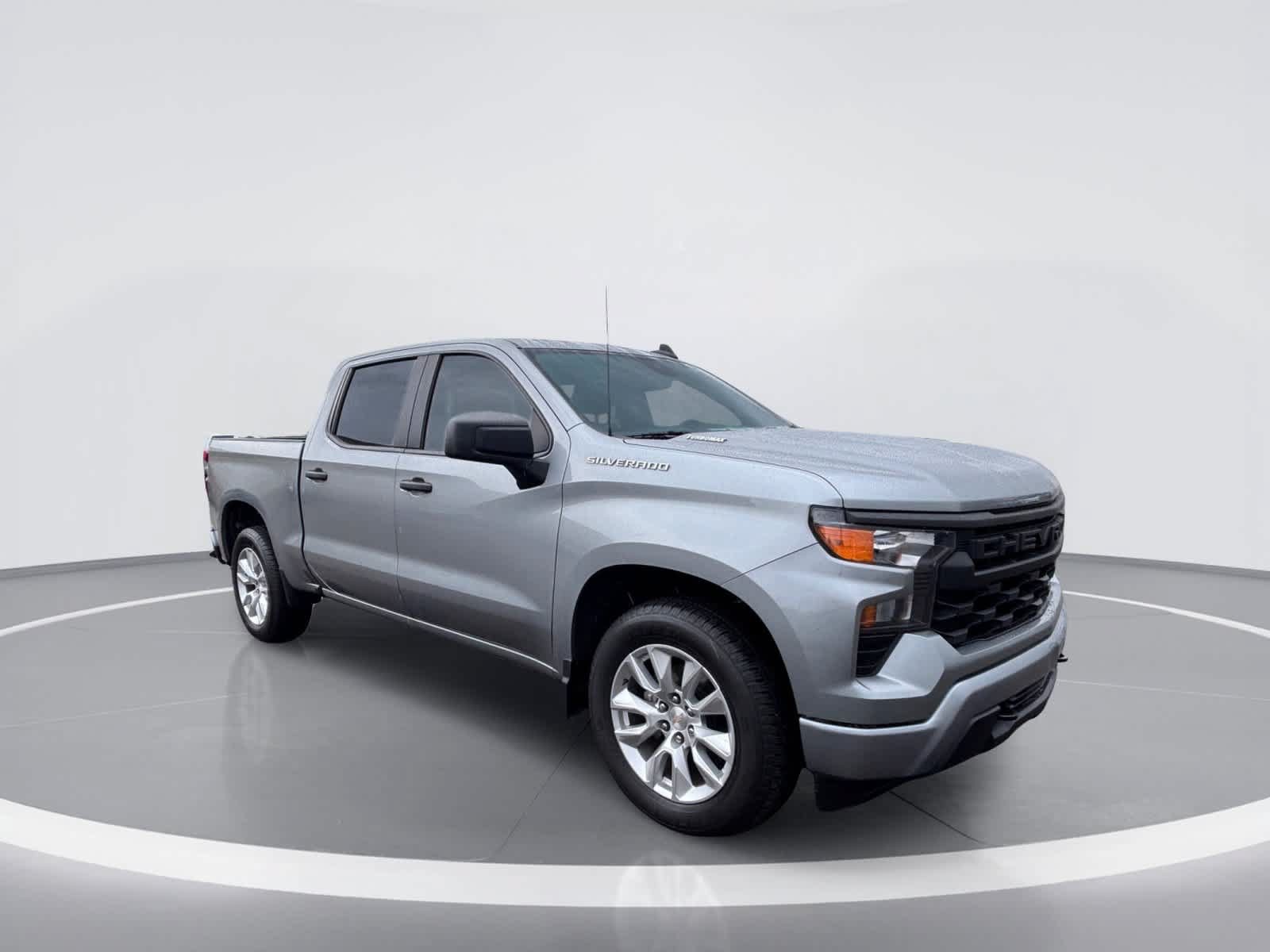 Used 2025 Chevrolet Silverado 1500 Custom RWD image 6