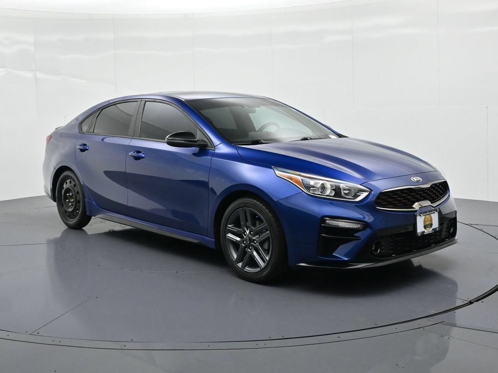 Used 2021 Kia Forte GT-Line w/ GT-Line Premium Package FWD image 4