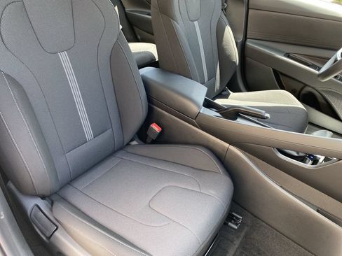 New 2026 Hyundai Elantra SE FWD image 29