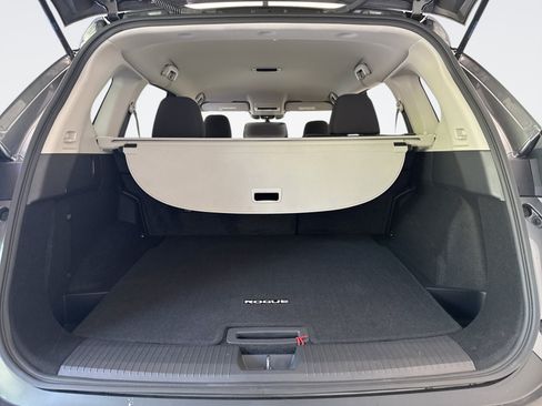 Used 2023 Nissan Rogue S AWD/4WD image 18