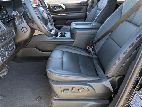 Used 2024 Chevrolet Suburban RST w/ Luxury Package AWD/4WD image 22