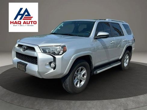 Used 2018 Toyota 4Runner SR5 AWD/4WD image 1