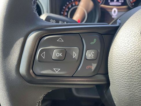 New 2025 Jeep Gladiator Sport image 13