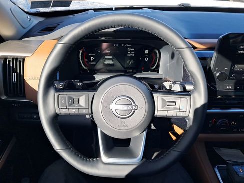 New 2025 Nissan Pathfinder Platinum w/ Cargo Package image 15