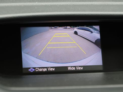 Used 2015 Honda CR-V LX image 24