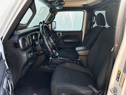 Used 2020 Jeep Wrangler Unlimited Sport S AWD/4WD image 4
