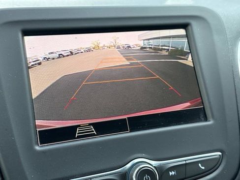 Used 2024 Chevrolet Equinox LT FWD image 17