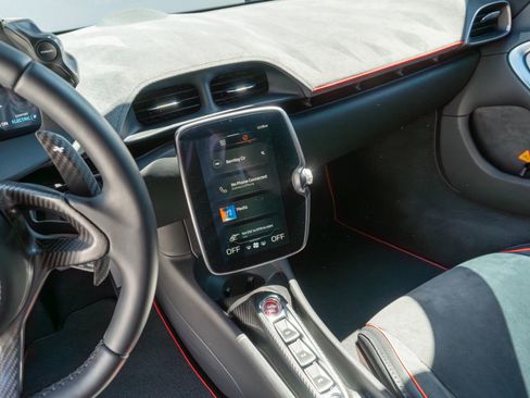 Used 2023 McLaren Artura RWD image 57