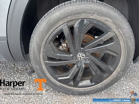 Used 2022 Volkswagen Atlas SE w/ Panoramic Sunroof Package FWD image 19