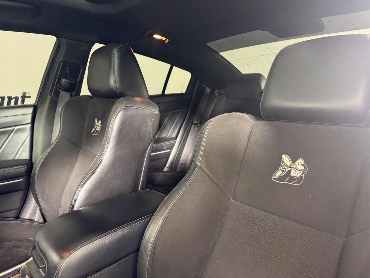 Used 2019 Dodge Charger Scat Pack w/ Technology Group RWD image 5
