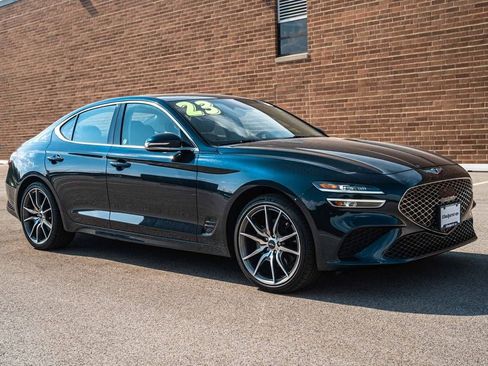 Used 2023 Genesis G70 2.0T AWD/4WD image 12