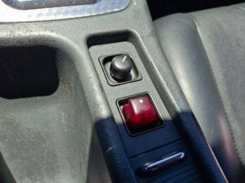 Used 2001 Mercedes-Benz SLK 230 image 23