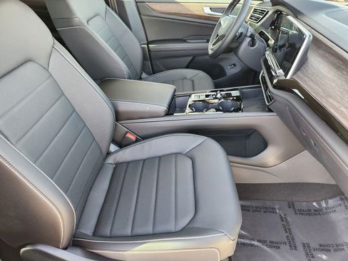 New 2026 Volkswagen Atlas SEL image 4