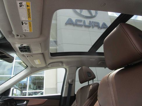 Certified 2024 Acura MDX SH-AWD w/ Technology Package image 15
