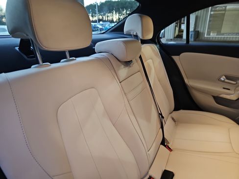 Used 2021 Mercedes-Benz A 220 4MATIC image 12