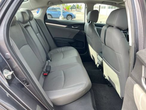 Used 2017 Honda Civic Touring image 10