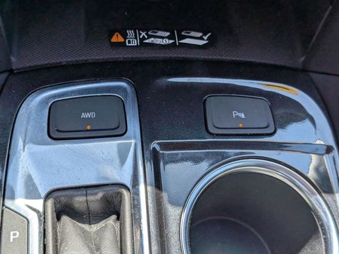 Certified 2024 Chevrolet Equinox Premier AWD/4WD image 22