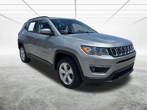 Certified 2021 Jeep Compass Latitude w/ Convenience Group AWD/4WD image 2