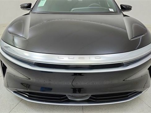 Used 2024 Lucid Air Touring image 8