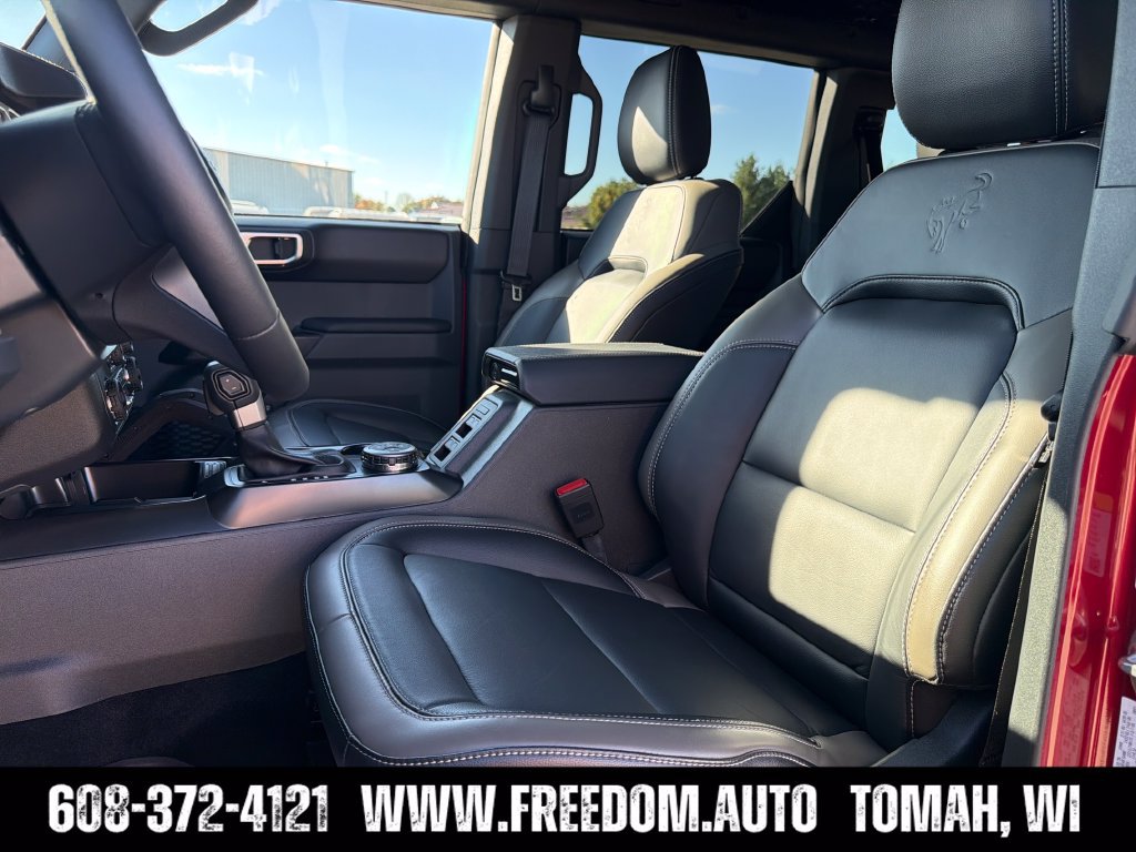 Used 2026 Ford Bronco Outer Banks w/ Sasquatch Package AWD/4WD image 26