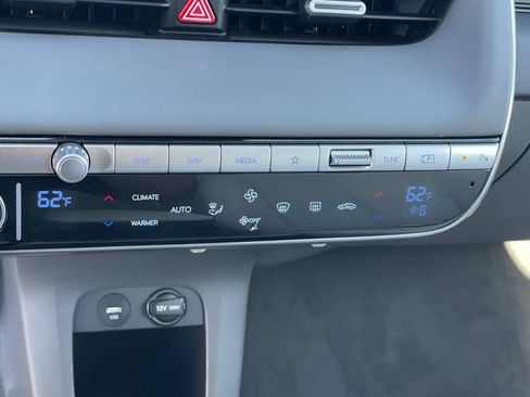 Used 2023 Hyundai Ioniq 5 Limited AWD/4WD image 16