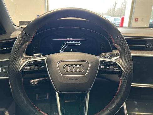 Used 2021 Audi RS 6 w/ Executive Package AWD/4WD image 10