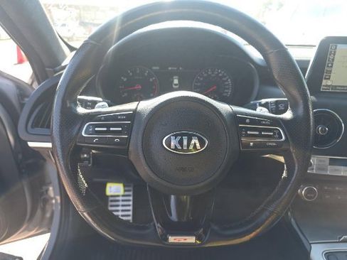 Used 2019 Kia Stinger GT2 image 3