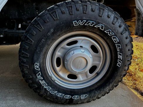 Used 2024 Ford F250 XL w/ XL Off-Road Package image 37