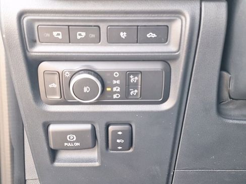 Used 2021 Ford F150 Lariat w/ Equipment Group 502A High image 23