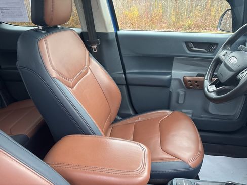 Used 2023 Ford Maverick Lariat w/ Lariat Luxury Package image 39