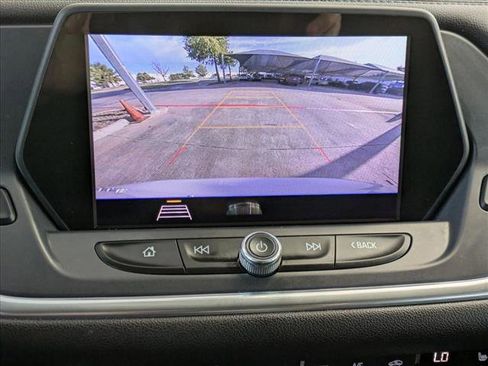 Used 2020 Chevrolet Blazer LT image 13