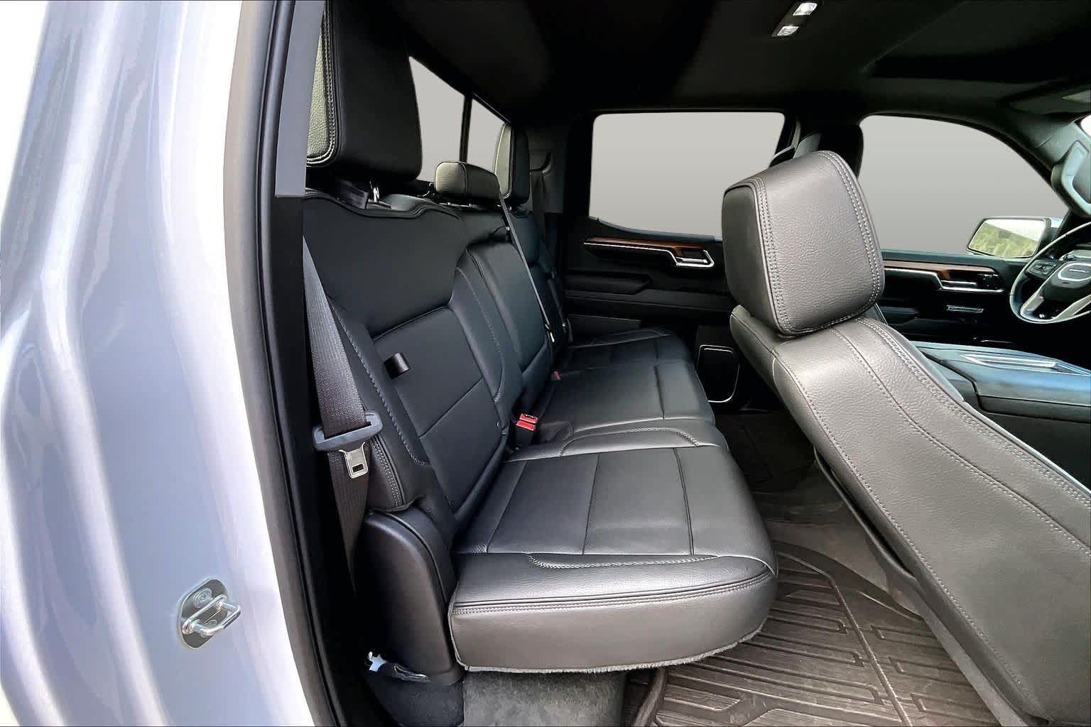 Used 2022 GMC Sierra 1500 Denali w/ Denali Reserve Package RWD image 22