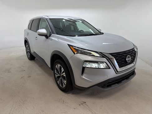 Used 2023 Nissan Rogue SV FWD image 1
