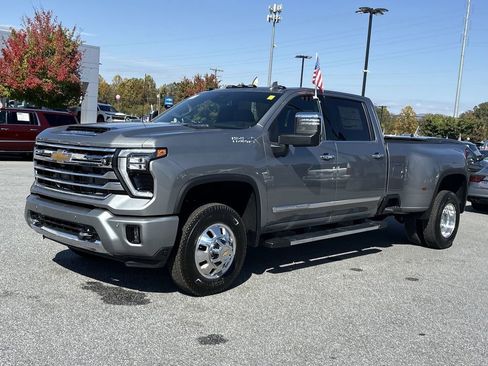 New 2026 Chevrolet Silverado 3500 High Country image 5