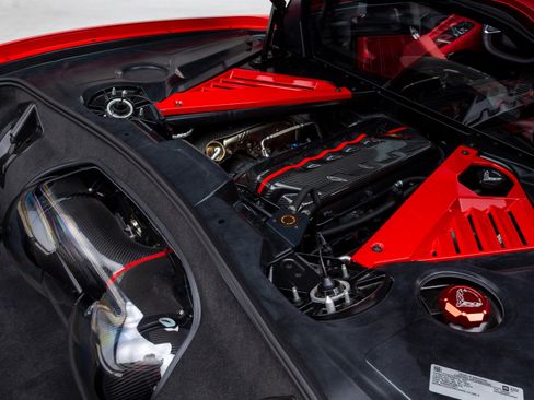 Used 2023 Chevrolet Corvette Stingray Preferred Cpe w/ Z51 Performance Package RWD image 21