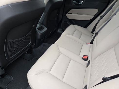 Used 2026 Volvo XC60 B5 Plus w/ Protection Package Premier AWD/4WD image 28