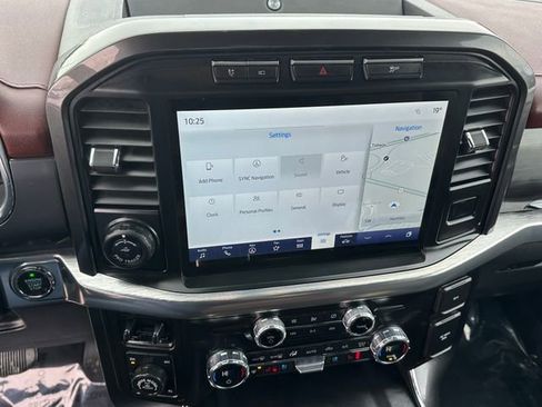 Used 2021 Ford F150 Lariat w/ Equipment Group 502A High image 24